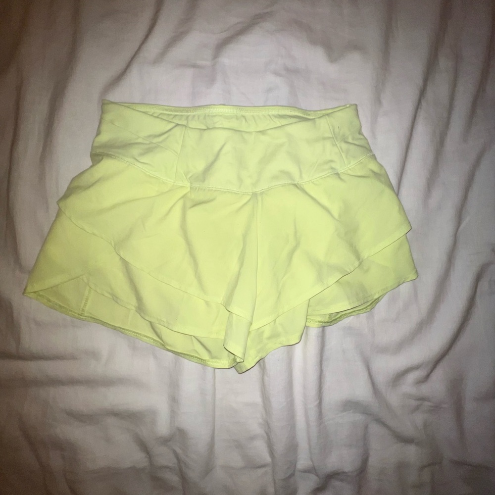 Carrie underwood athletic shorts